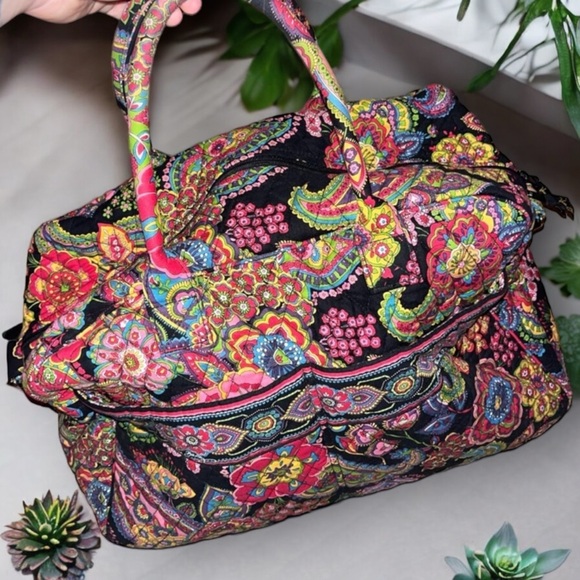 VERA BRADLEY -  GRAND TRAVEL WEEKENDER - Picture 7 of 13